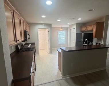 8350 Sw 79th Circle - Photo Thumbnail 6