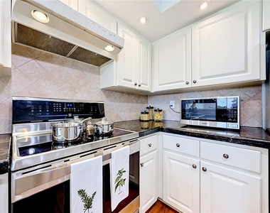 6042 Topsail Road - Photo Thumbnail 18