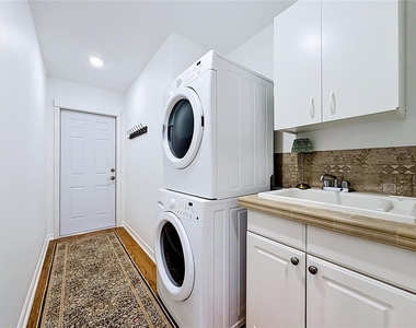 6042 Topsail Road - Photo Thumbnail 32