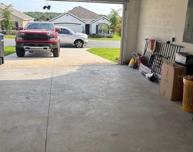 316 W Fairways View Drive - Photo Thumbnail 15