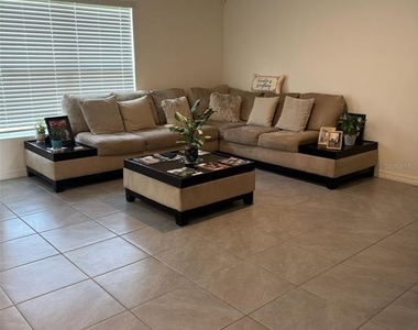 316 W Fairways View Drive - Photo Thumbnail 11