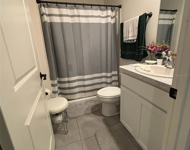316 W Fairways View Drive - Photo Thumbnail 12