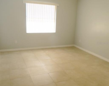 1513 Sophie Boulevard - Photo Thumbnail 6