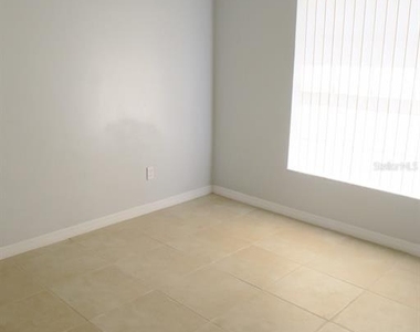 1513 Sophie Boulevard - Photo Thumbnail 11