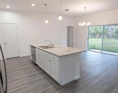 561 Wildmer Road Sw - Photo Thumbnail 2