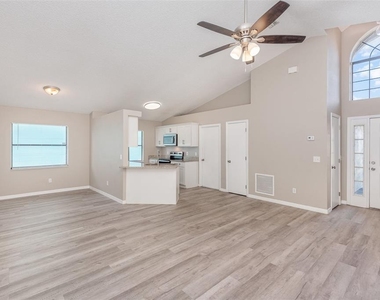 3846 Long Grove Lane - Photo Thumbnail 5