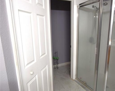 500 Lake Charles Drive - Photo Thumbnail 21