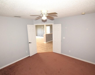 500 Lake Charles Drive - Photo Thumbnail 14