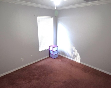 500 Lake Charles Drive - Photo Thumbnail 29