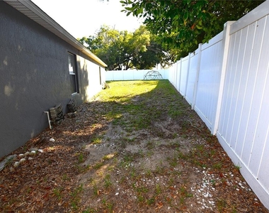 500 Lake Charles Drive - Photo Thumbnail 6