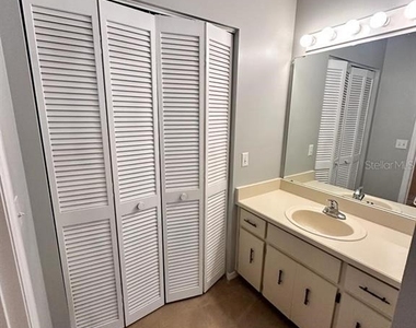 505 Bristol Drive - Photo Thumbnail 11