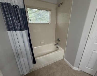 6025 Ne Apollos Corner Way - Photo Thumbnail 20