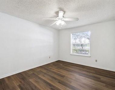 1039 S Hiawassee Road - Photo Thumbnail 6