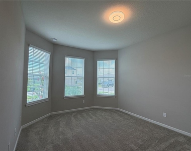 2610 Autumn Peace Dr - Photo Thumbnail 12