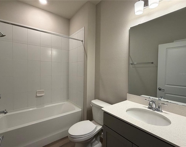 2610 Autumn Peace Dr - Photo Thumbnail 13