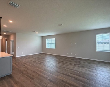 2610 Autumn Peace Dr - Photo Thumbnail 4