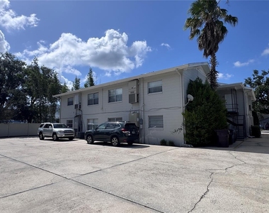 807 Vassar Street - Photo Thumbnail 25