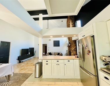 3161 Berridge Lane - Photo Thumbnail 8