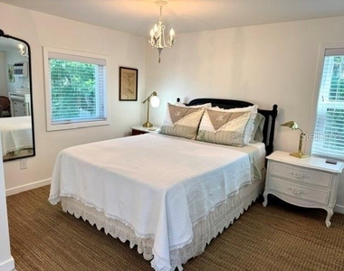 1357 Lakeshore Drive - Photo Thumbnail 10