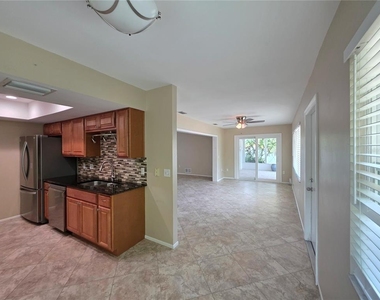 352 Pine Tree Road - Photo Thumbnail 10