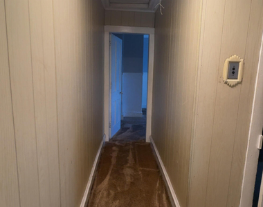 319 New York Street - Photo Thumbnail 7