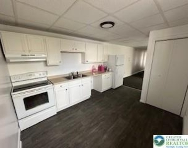 20 Water Street - Photo Thumbnail 7