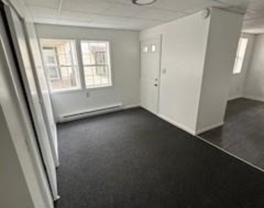 20 Water Street - Photo Thumbnail 6