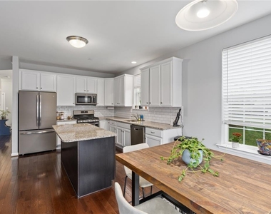 301 Redclover Lane - Photo Thumbnail 24