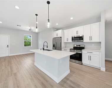 13443 Kaplan Terrace - Photo Thumbnail 8