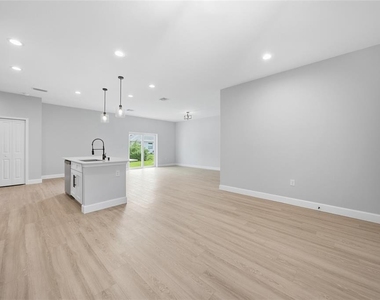 13443 Kaplan Terrace - Photo Thumbnail 10