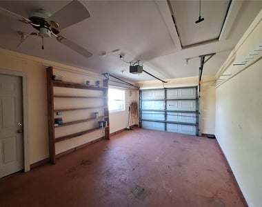 22191 New Rochelle Avenue - Photo Thumbnail 14