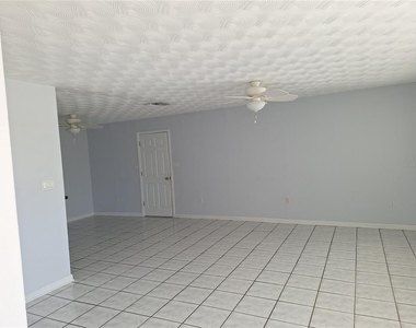 22191 New Rochelle Avenue - Photo Thumbnail 6