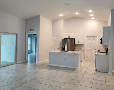 27270 Puno Drive - Photo Thumbnail 6