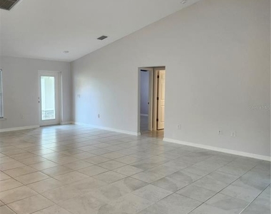 27270 Puno Drive - Photo Thumbnail 2