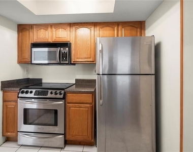 22278 Vick Street - Photo Thumbnail 13