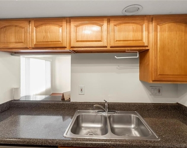 22278 Vick Street - Photo Thumbnail 11