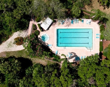 440 Palm Tree Drive - Photo Thumbnail 19