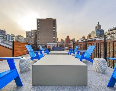 222 East 12th Street - Photo Thumbnail 6