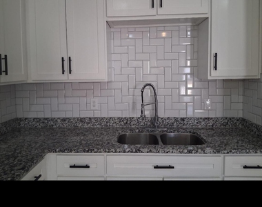 2414 San Diego Avenue - Photo Thumbnail 15