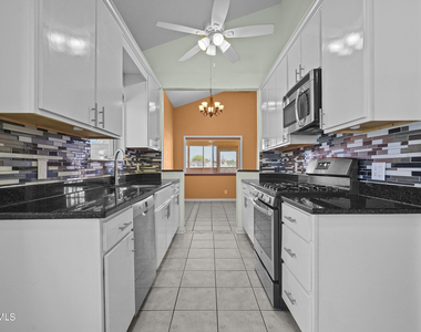 4805 Maureen Circle - Photo Thumbnail 12