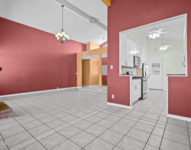 4805 Maureen Circle - Photo Thumbnail 10