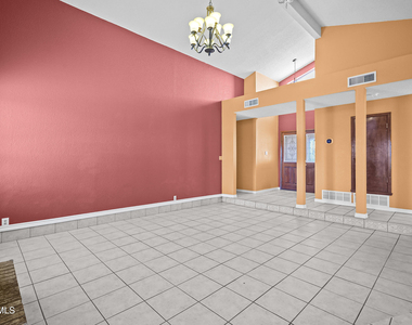 4805 Maureen Circle - Photo Thumbnail 7