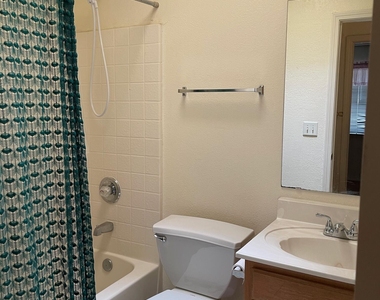 3057 Manny Aguilera Drive - Photo Thumbnail 11