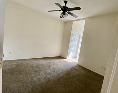 2215 King James Place - Photo Thumbnail 9