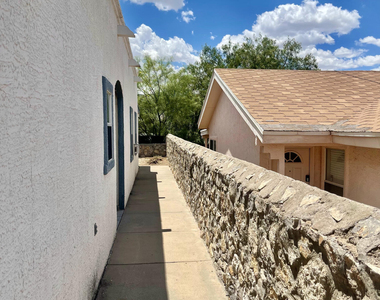2215 King James Place - Photo Thumbnail 26