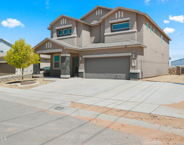 380 Canyon Vista Drive - Photo Thumbnail 1