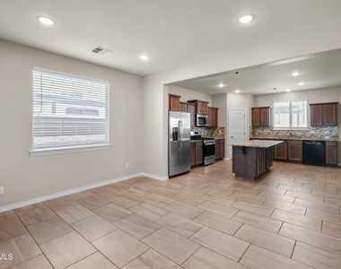 380 Canyon Vista Drive - Photo Thumbnail 8