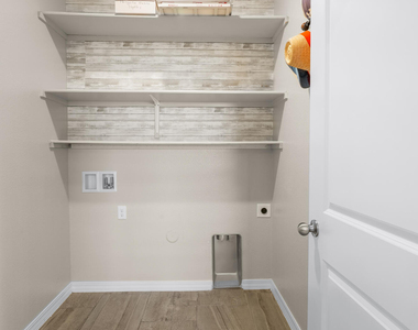 380 Canyon Vista Drive - Photo Thumbnail 20