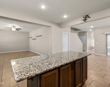 380 Canyon Vista Drive - Photo Thumbnail 14