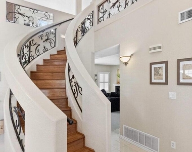 3216 Tierra Palma Drive - Photo Thumbnail 2